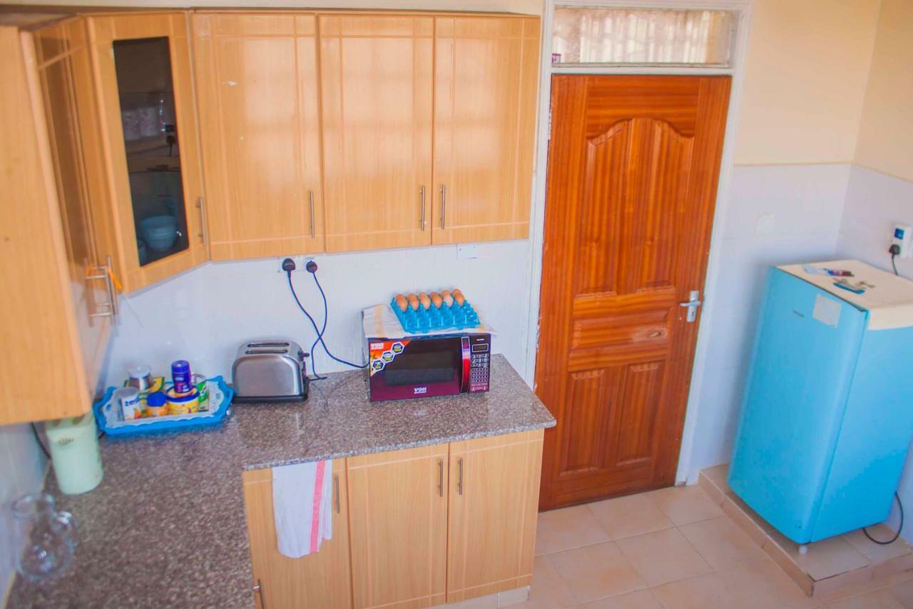 Joy Comfort Homestay Nairobi Exterior photo